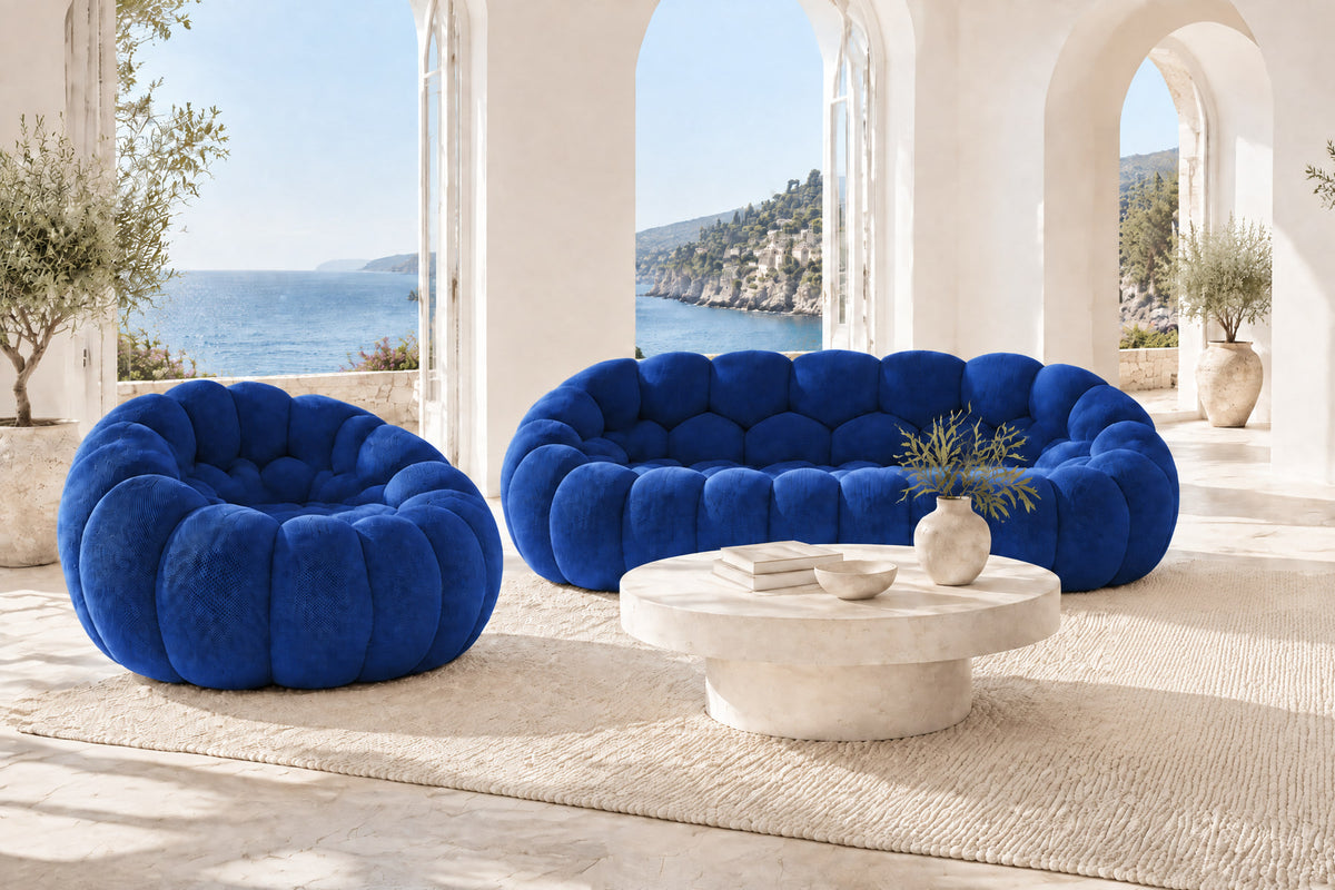 Pack canapé et fauteuil Bubble, coloris Outremer, dans un salon (visuel d'illustration)